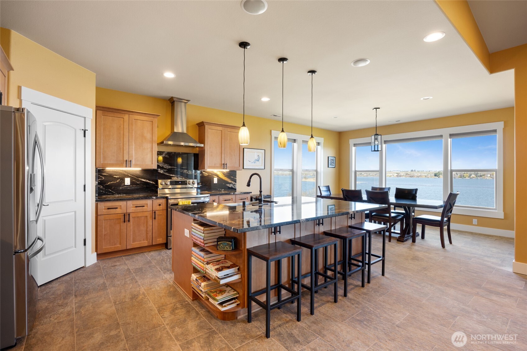 4065 NE Edwards Drive , Moses Lake, WA 98837