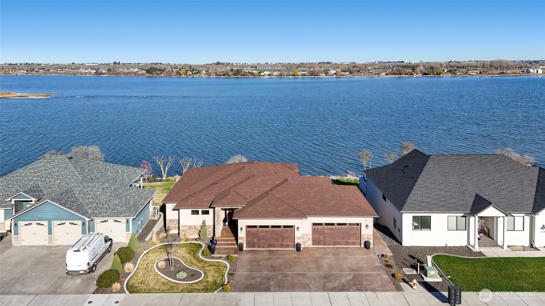 4065 NE Edwards Drive , Moses Lake, WA 98837
