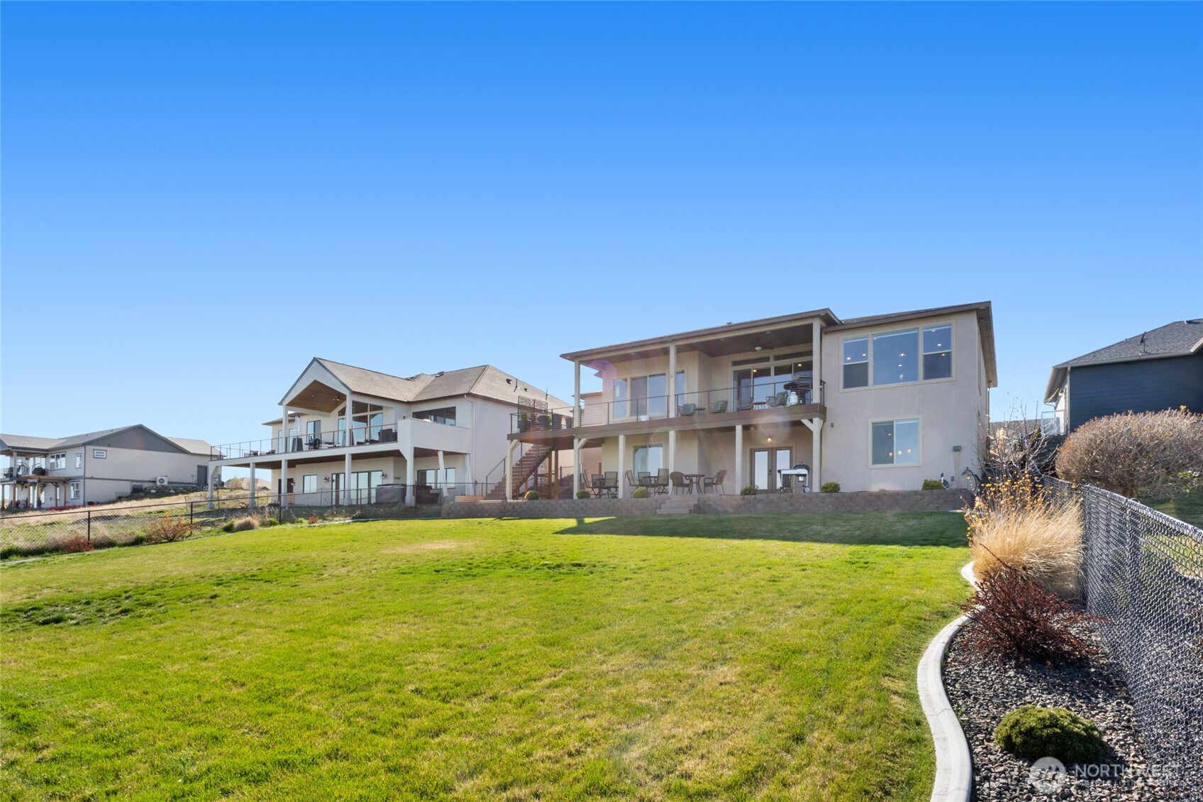 4065 NE Edwards Drive , Moses Lake, WA 98837