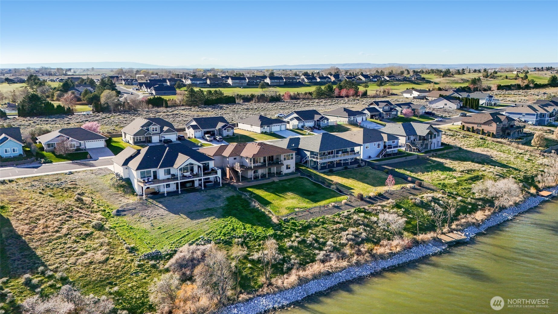 4065 NE Edwards Drive , Moses Lake, WA 98837