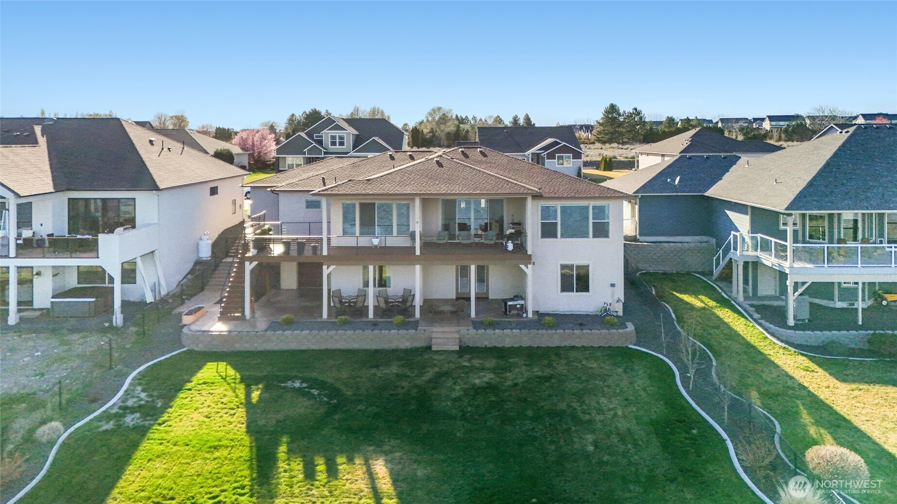 4065 NE Edwards Drive , Moses Lake, WA 98837