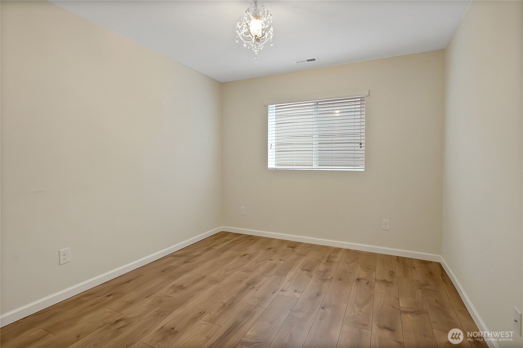 4921 53rd Avenue W, University Place, WA 98467