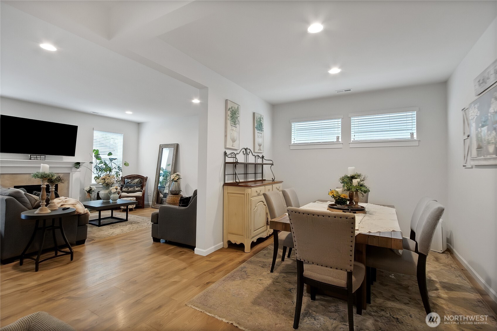 4921 53rd Avenue W, University Place, WA 98467