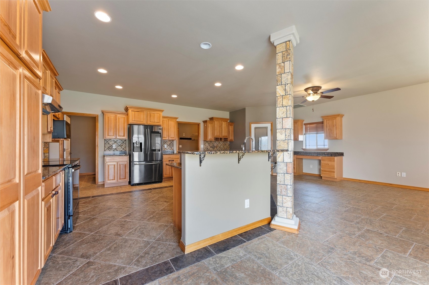 527 Road I.6 NE, Moses Lake, WA 98837