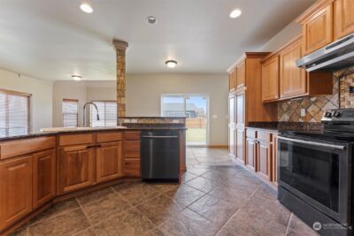 527 Road I.6 NE, Moses Lake, WA 98837 - Photo 12