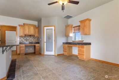 527 Road I.6 NE, Moses Lake, WA 98837 - Photo 15