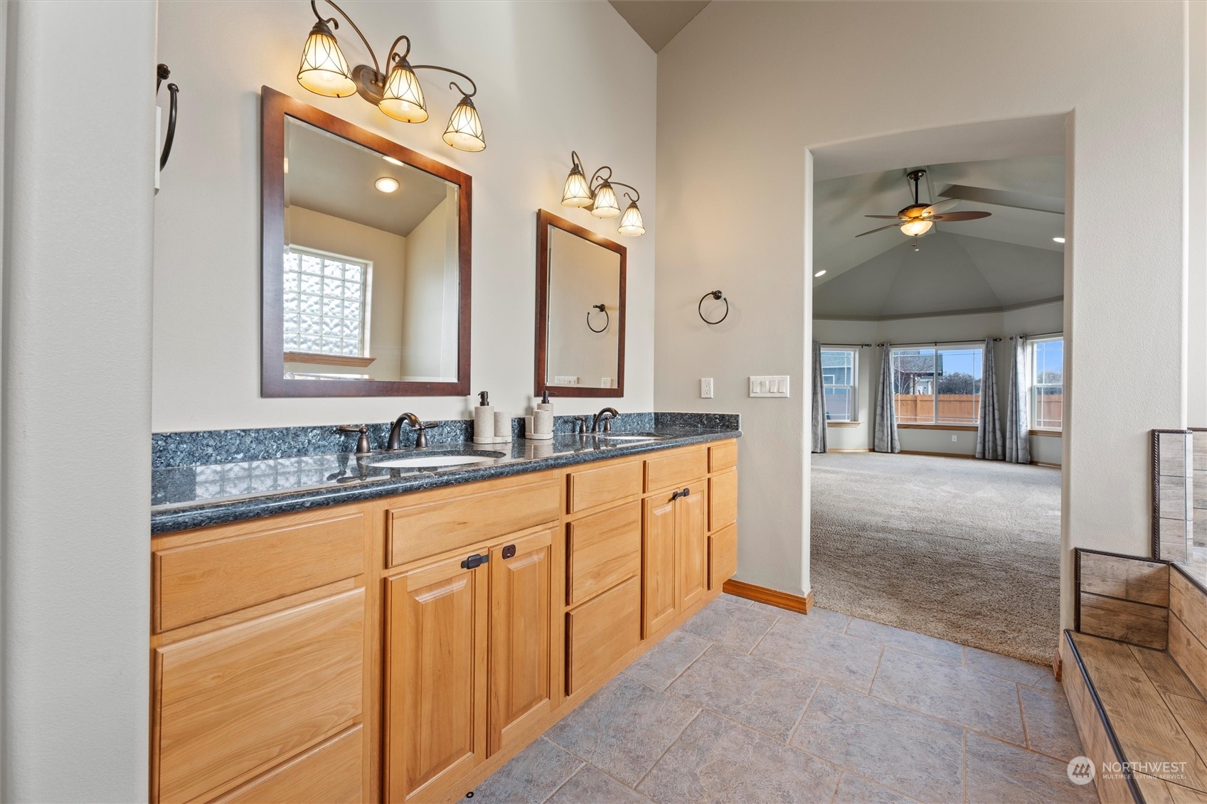 527 Road I.6 NE, Moses Lake, WA 98837