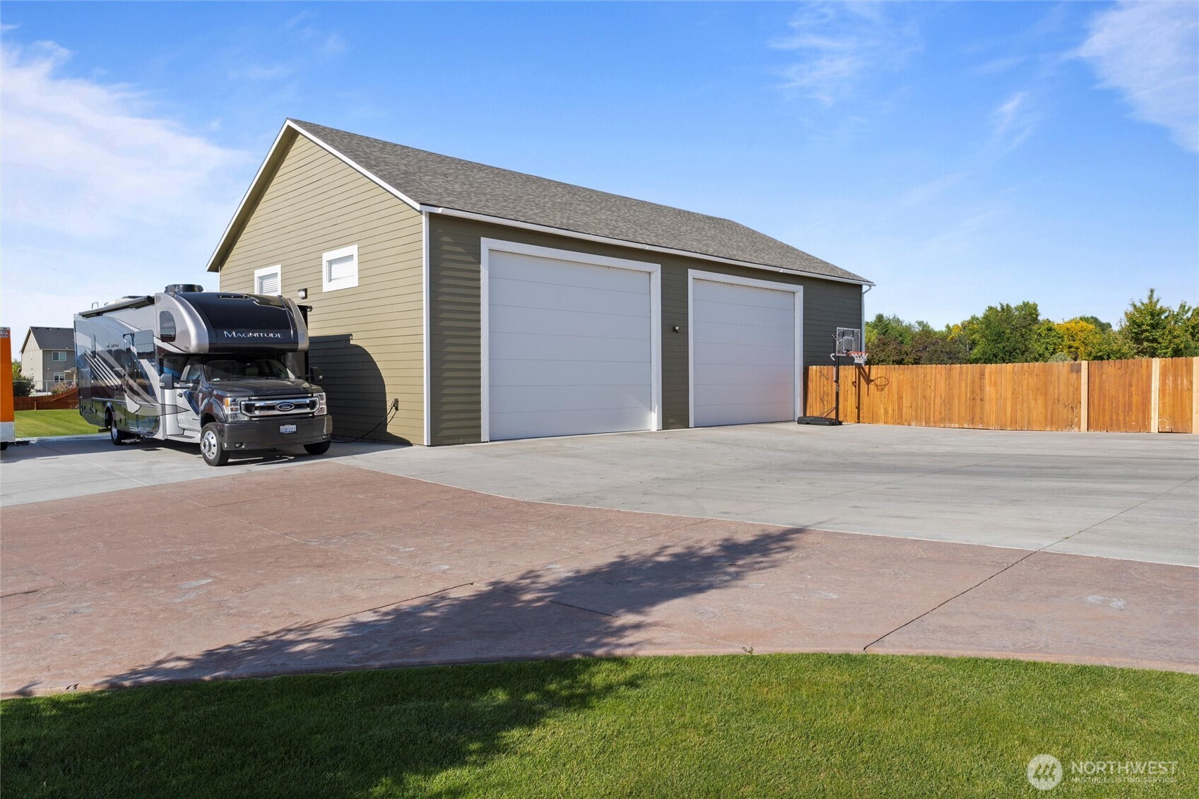 527 Road I.6 NE, Moses Lake, WA 98837