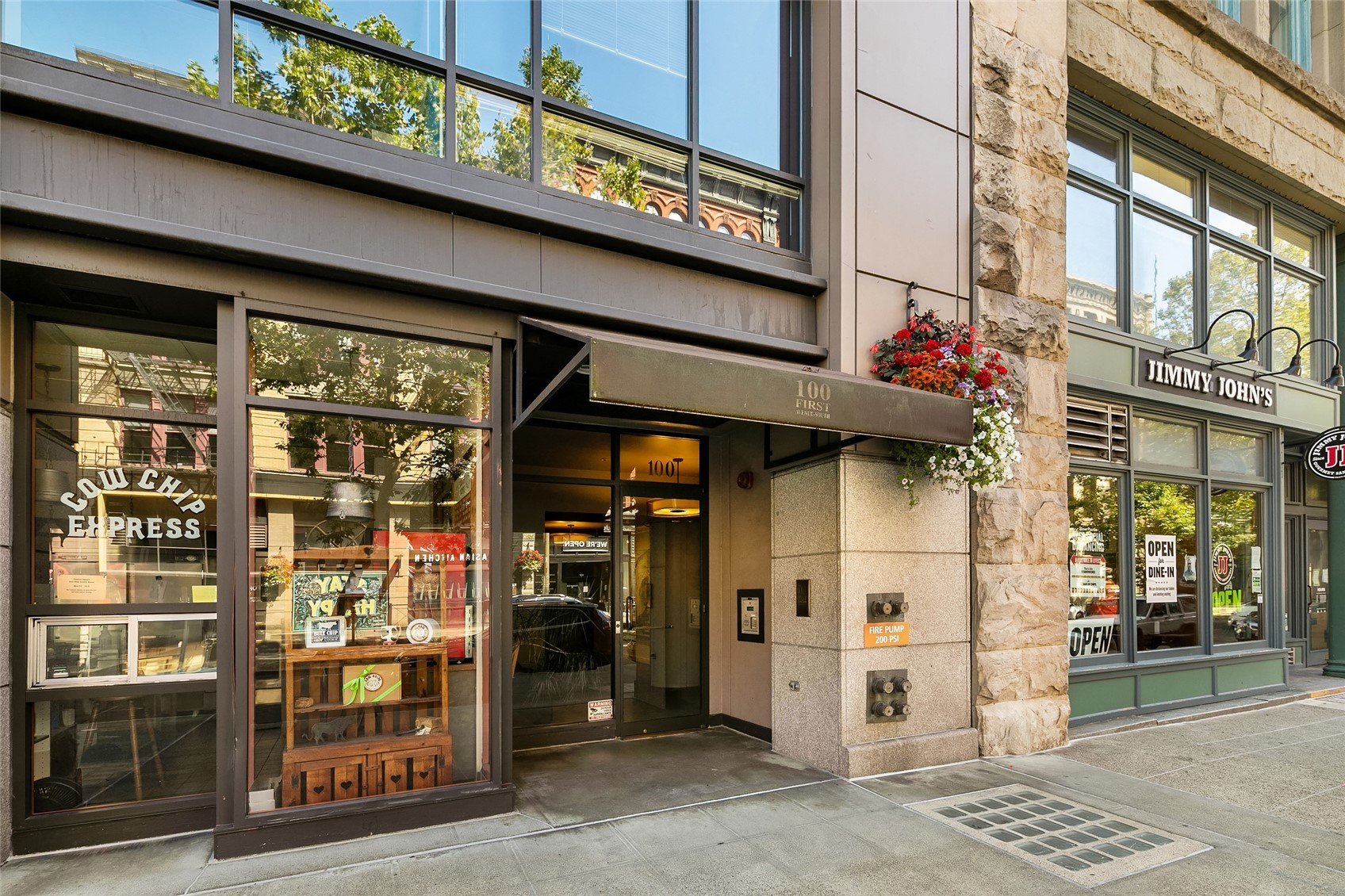 100 1st Avenue S #8, Seattle, WA 98104