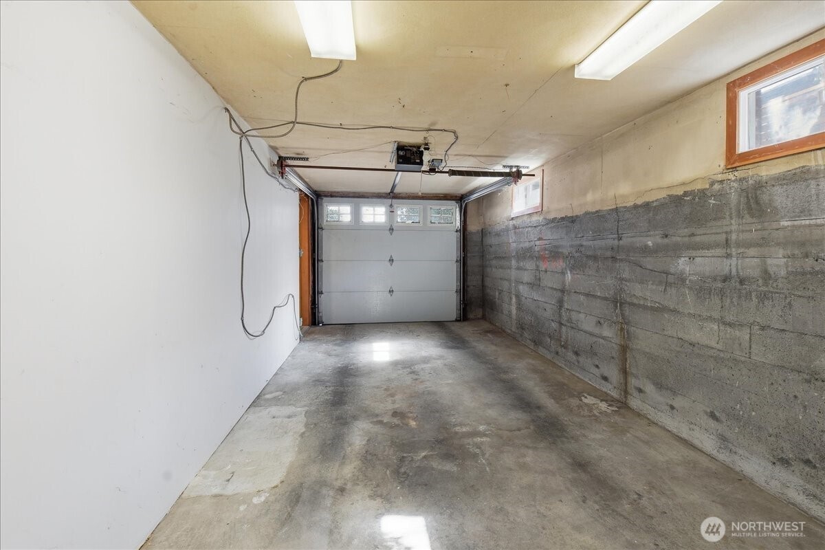 3803 42nd Avenue S, Seattle, WA 98118