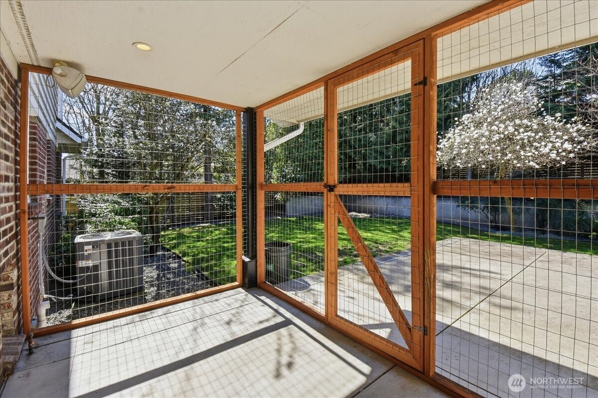 3803 42nd Avenue S, Seattle, WA 98118