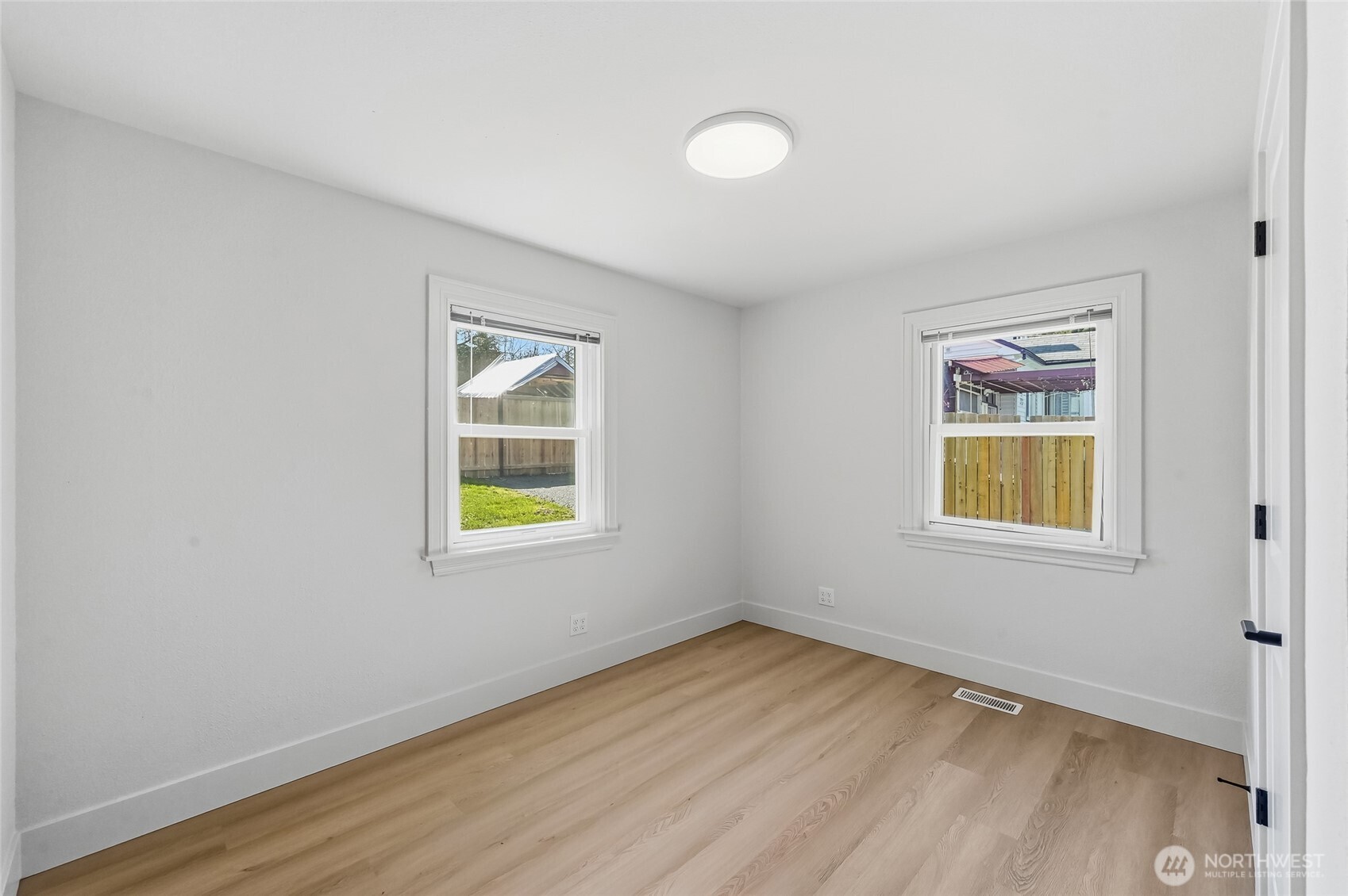 1221 S 101st Street , Seattle, WA 98168