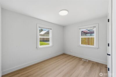 1221 S 101st Street , Seattle, WA 98168 - Photo 15