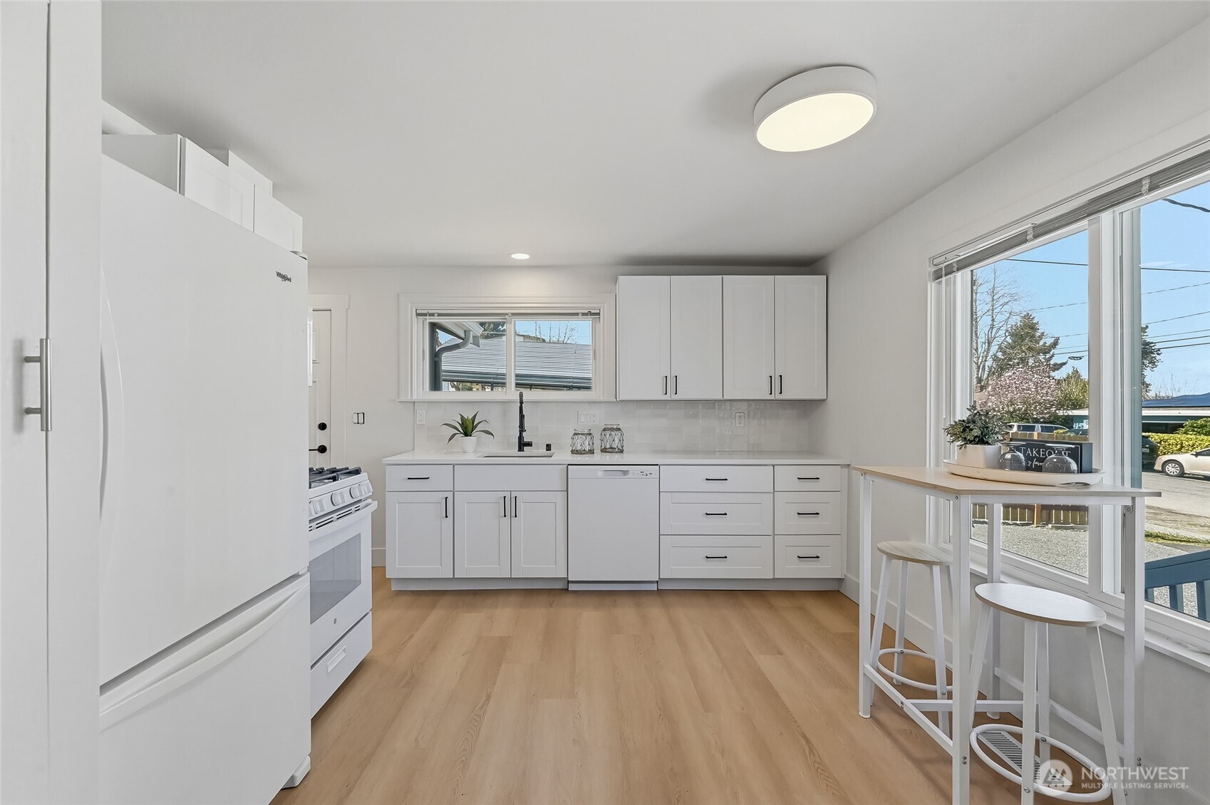 1221 S 101st Street , Seattle, WA 98168