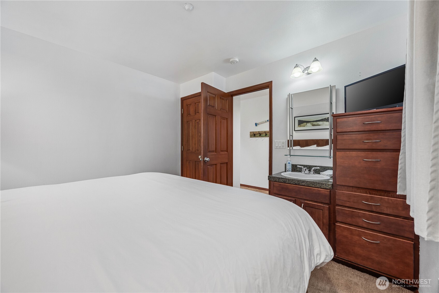 322 W Woodin Avenue #615, Chelan, WA 98816-9152