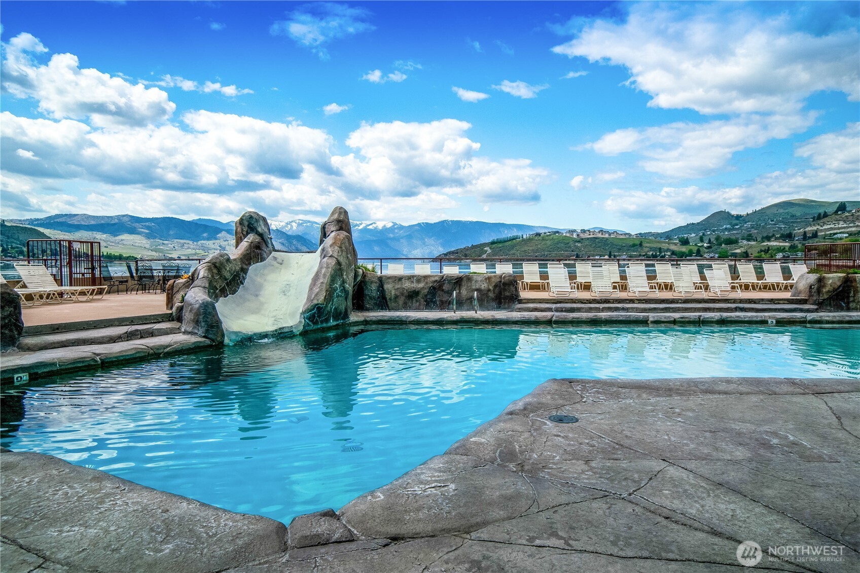 322 W Woodin Avenue #615, Chelan, WA 98816-9152