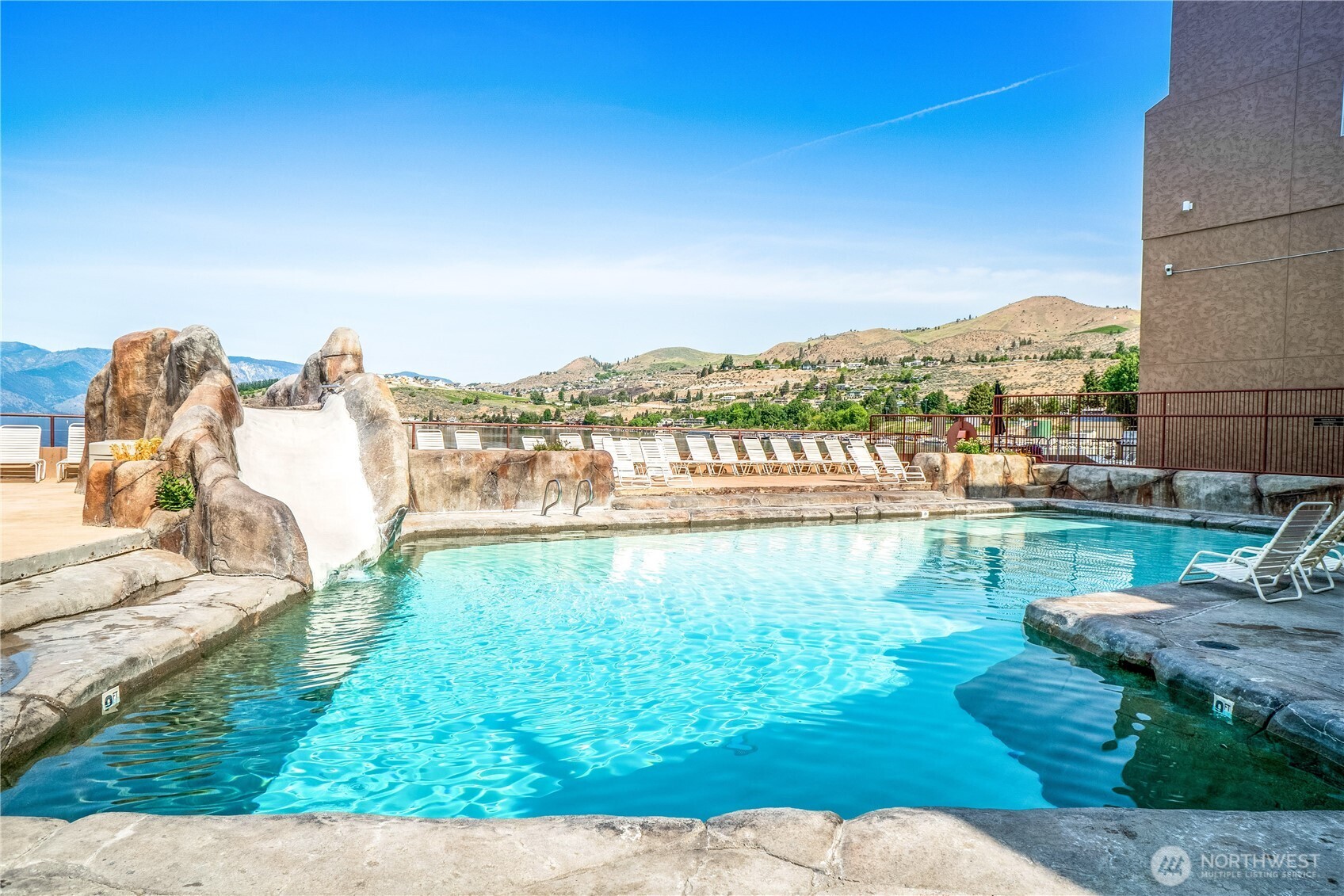 322 W Woodin Avenue #615, Chelan, WA 98816-9152