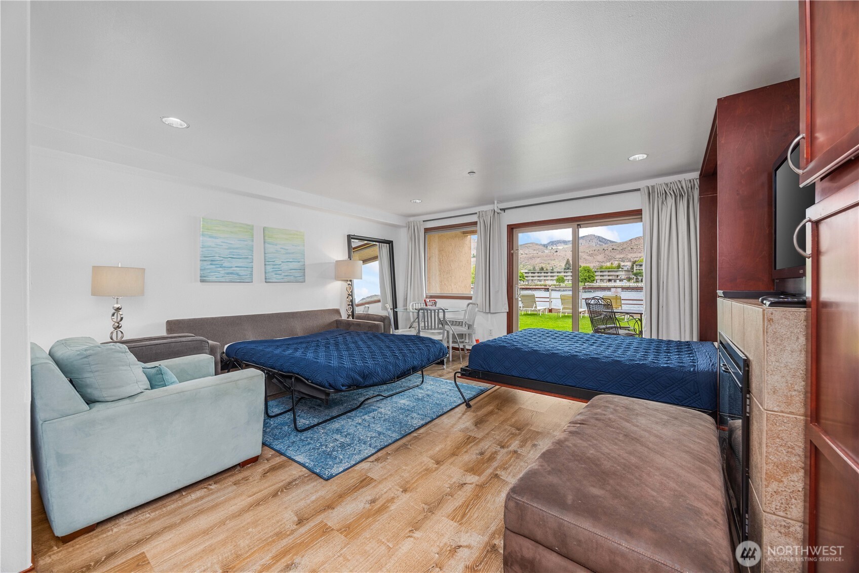 322 W Woodin Avenue #615, Chelan, WA 98816-9152