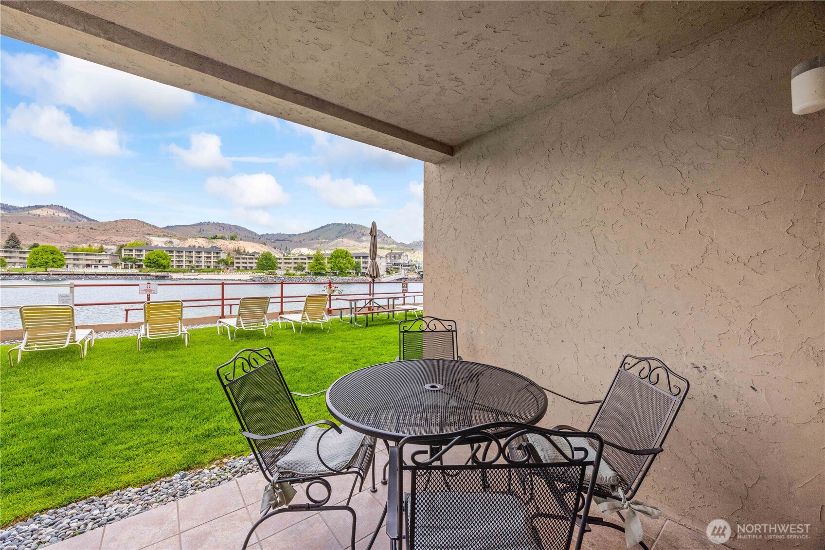 322 W Woodin Avenue #615, Chelan, WA 98816-9152