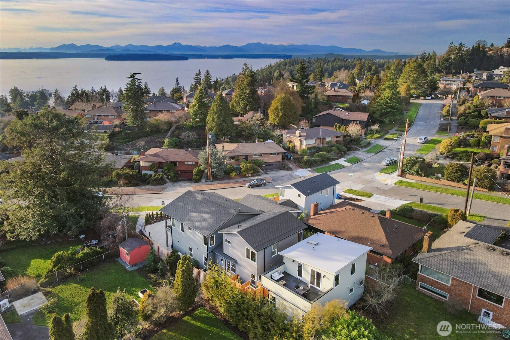 8810 41st Avenue SW, Seattle, WA 98136