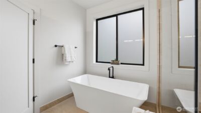 1015 N 35th Street , Renton, WA 98056 - Photo 27