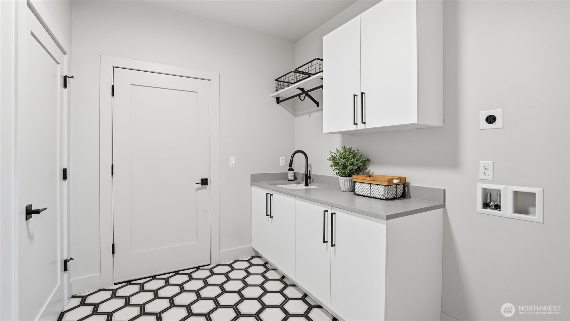 1015 N 35th Street , Renton, WA 98056