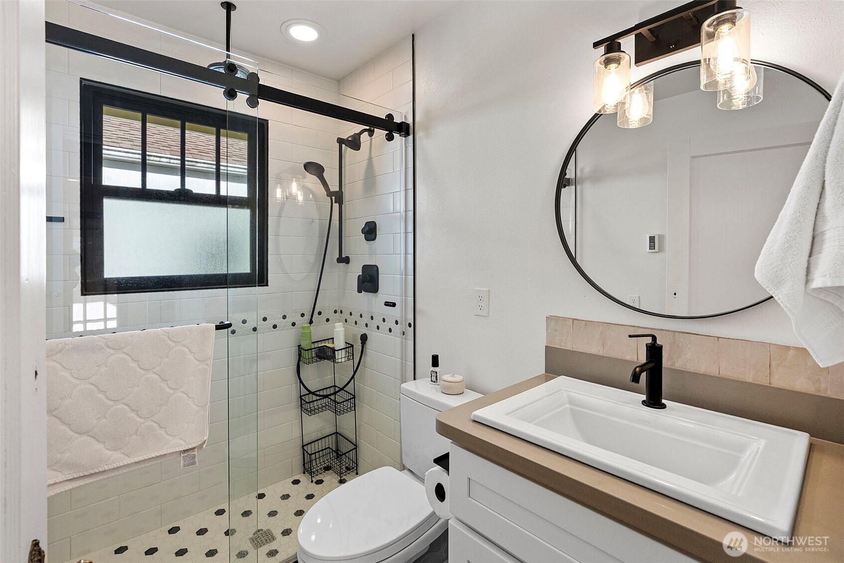 315 Steilacoom Street , Steilacoom, WA 98388