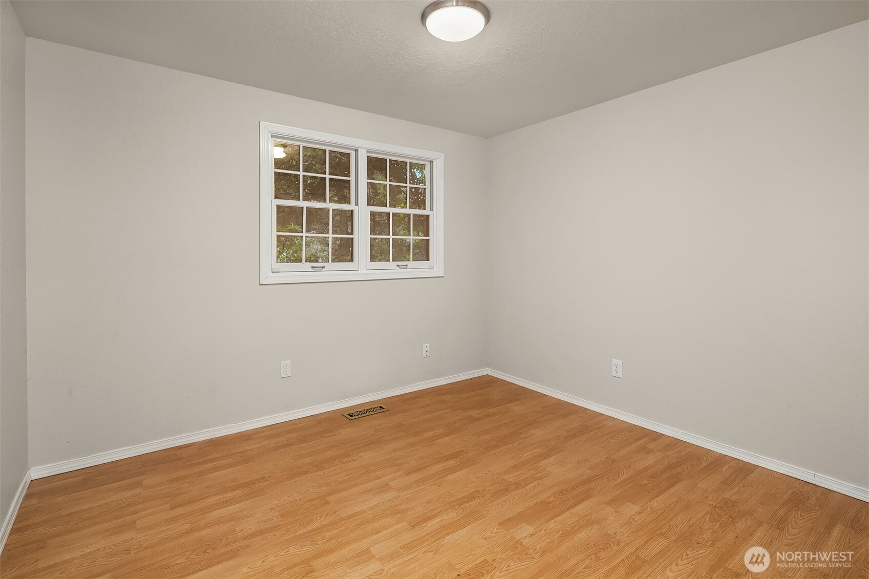 28033 194th Place SE, Kent, WA 98042