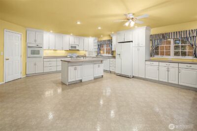 28033 194th Place SE, Kent, WA 98042 - Photo 6