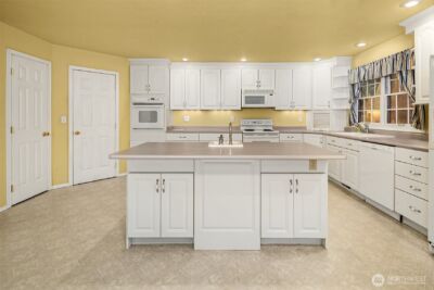 28033 194th Place SE, Kent, WA 98042 - Photo 7