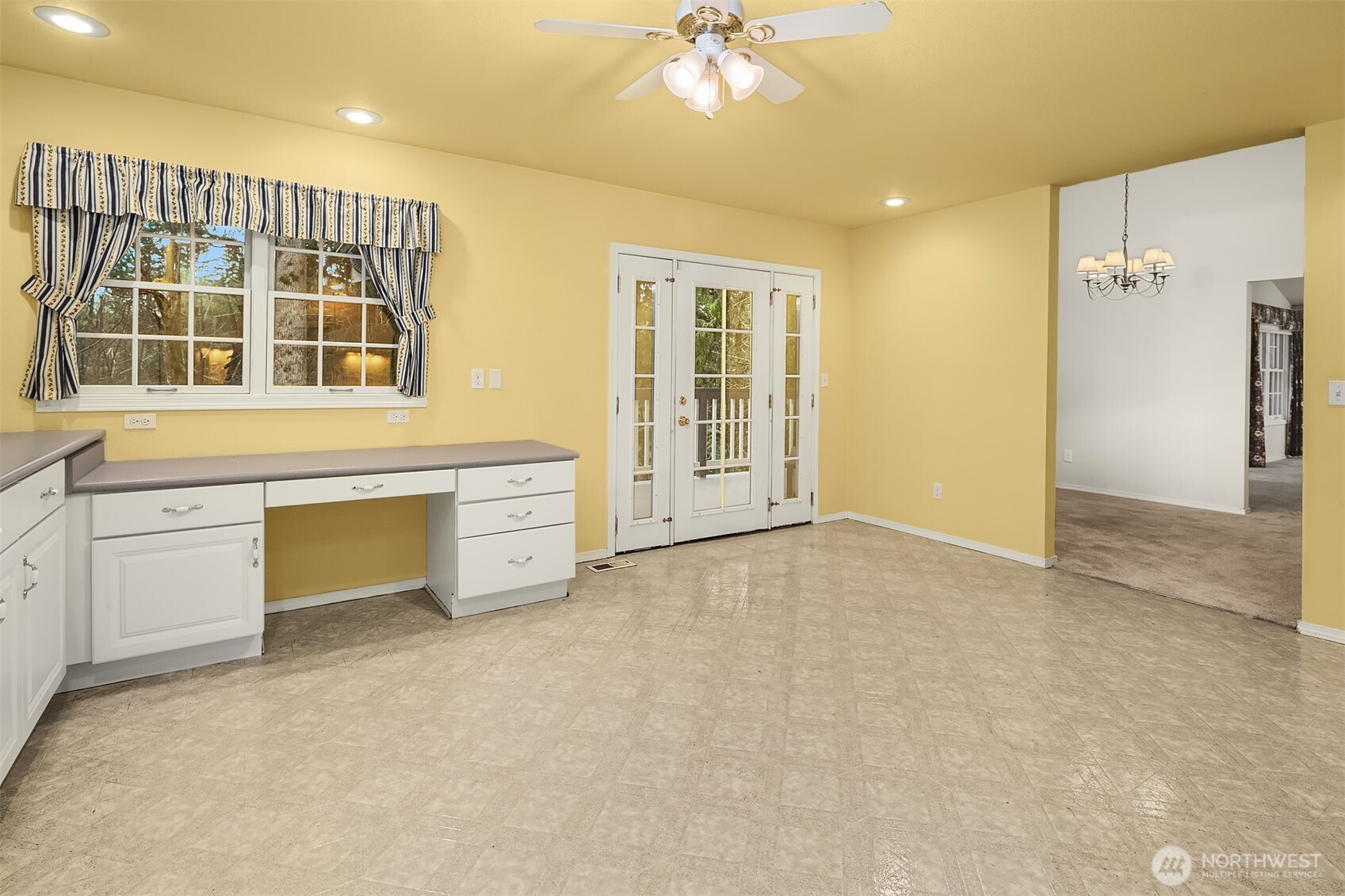 28033 194th Place SE, Kent, WA 98042