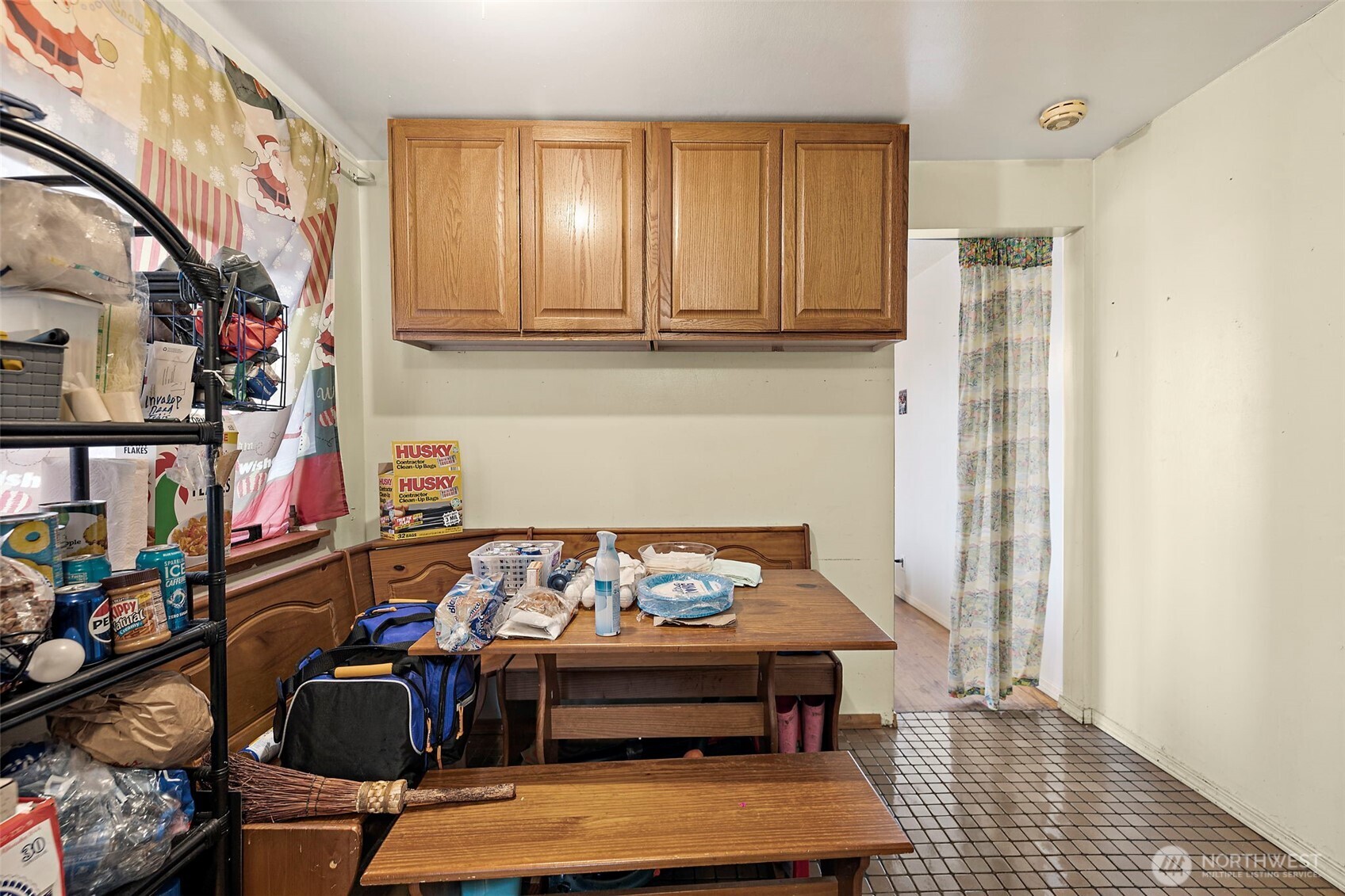 8829 20th Avenue SW, Seattle, WA 98106