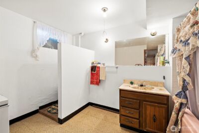 8829 20th Avenue SW, Seattle, WA 98106 - Photo 32