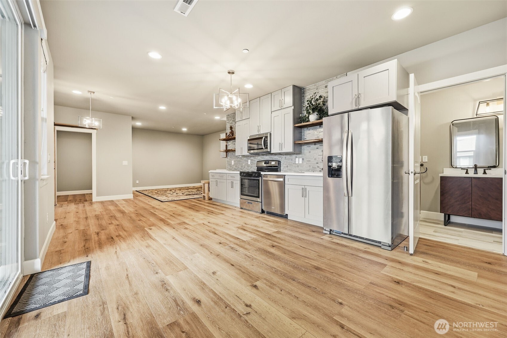 3907 14th Avenue SE, Puyallup, WA 98372