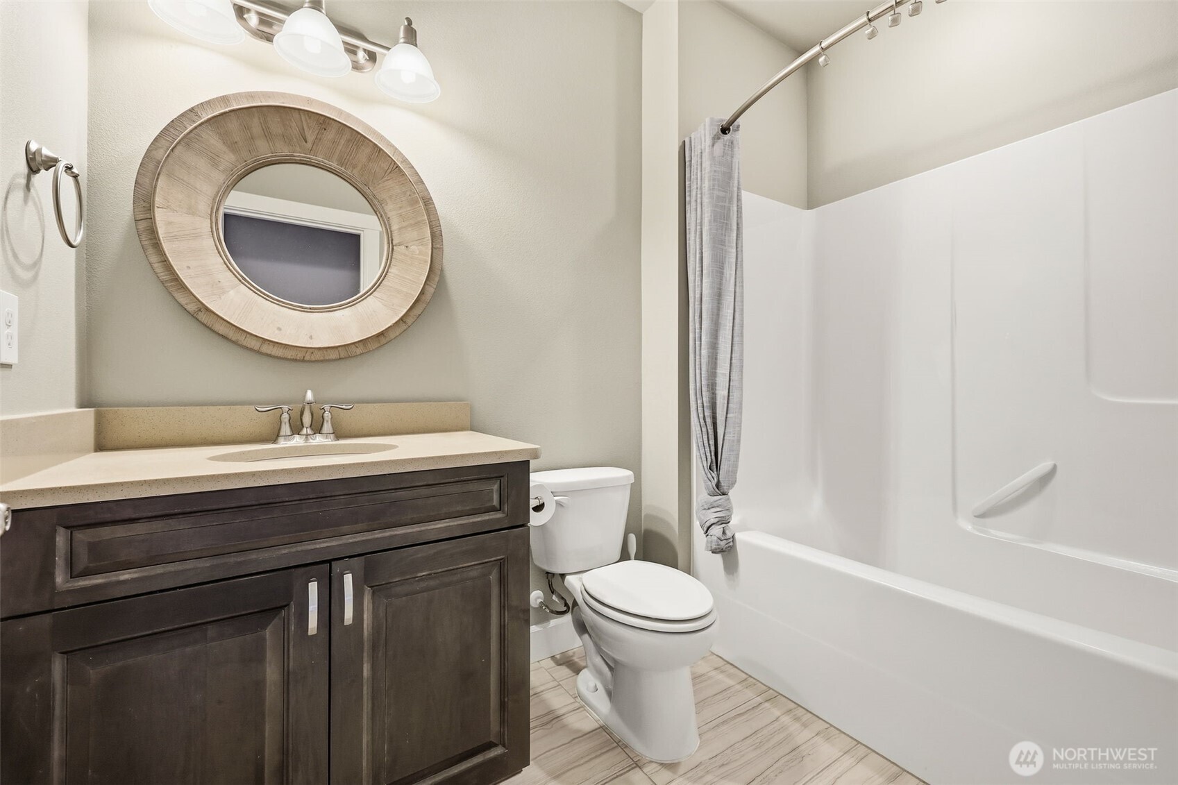 3907 14th Avenue SE, Puyallup, WA 98372