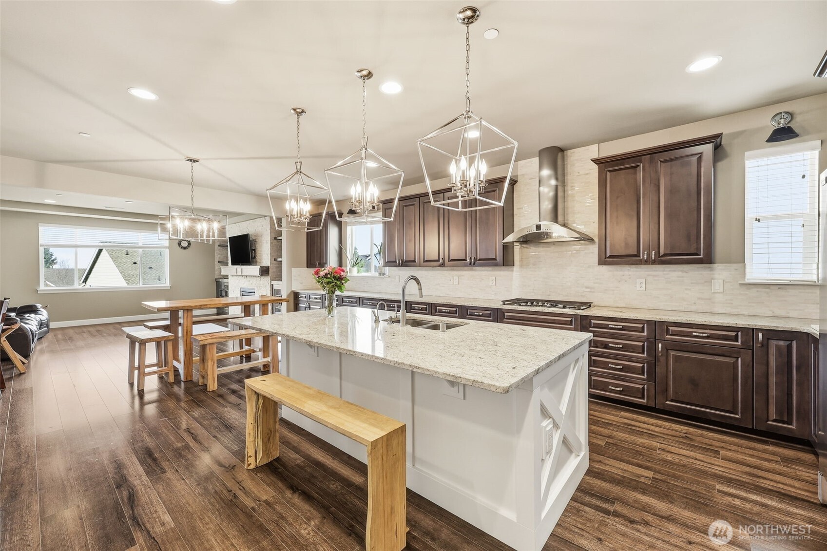 3907 14th Avenue SE, Puyallup, WA 98372