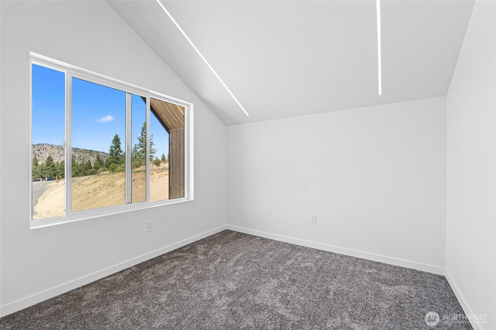 38265 Timber Lane N, Lincoln, WA 99147