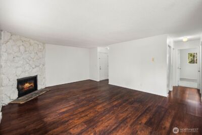 9623 S 248th Street #C8, Kent, WA 98030 - Photo 11