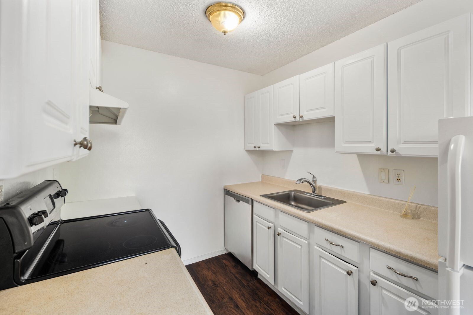 9623 S 248th Street #C8, Kent, WA 98030