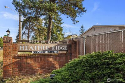9623 S 248th Street #C8, Kent, WA 98030 - Photo 31
