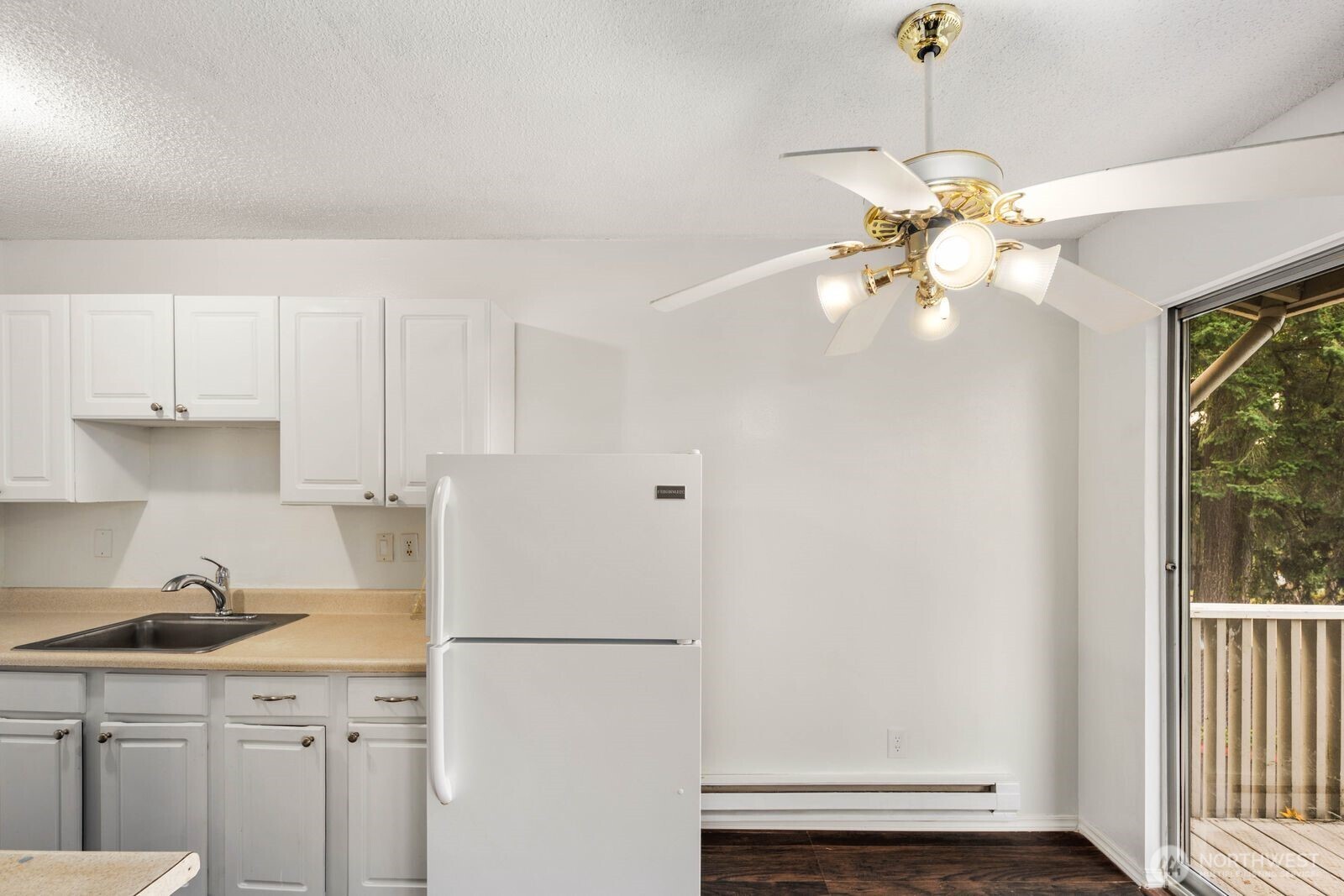 9623 S 248th Street #C8, Kent, WA 98030