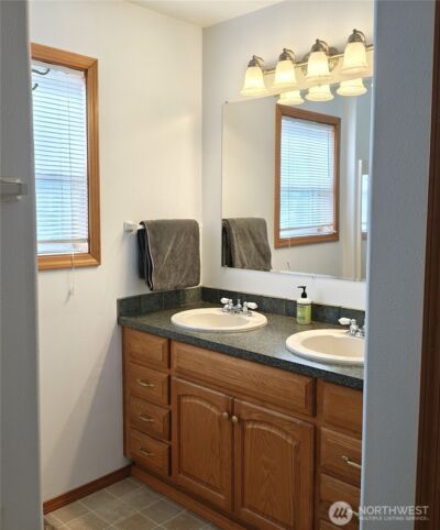 1703 32nd Street , Anacortes, WA 98221 - Photo 28