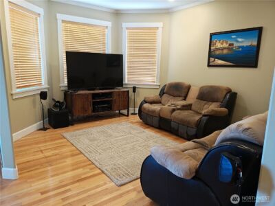 1703 32nd Street , Anacortes, WA 98221 - Photo 4