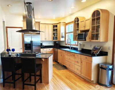 1703 32nd Street , Anacortes, WA 98221 - Photo 8