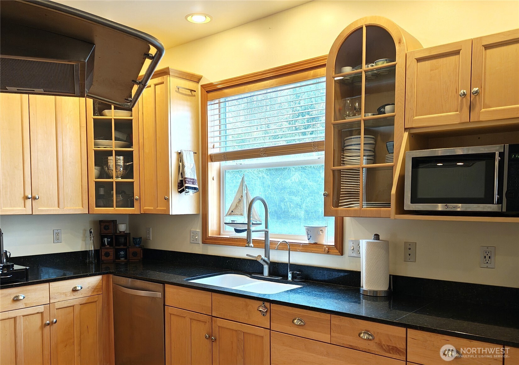 1703 32nd Street , Anacortes, WA 98221