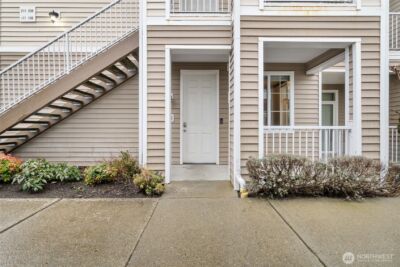 10015 186th Place E #111, Puyallup, WA 98375 - Photo 2