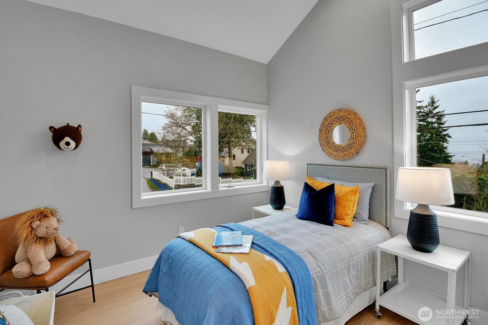 3812 SW Morgan Street , Seattle, WA 98126