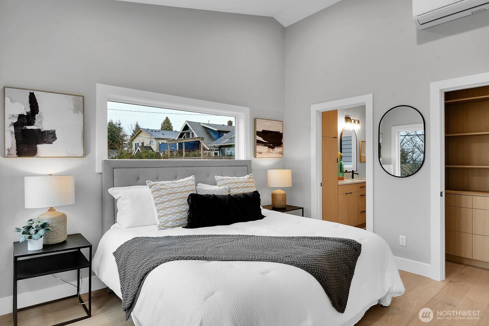 3812 SW Morgan Street , Seattle, WA 98126