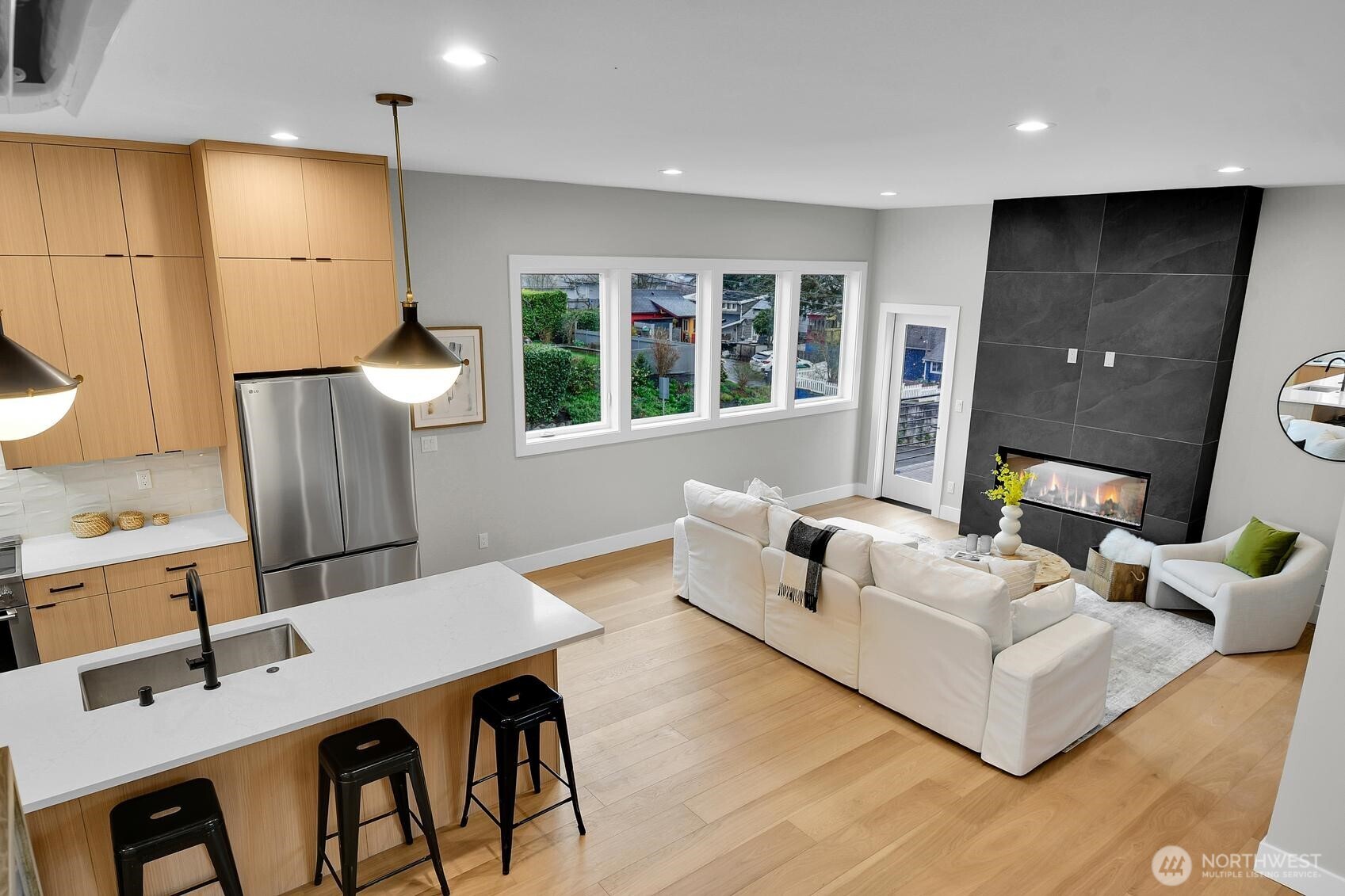 6357 38th Avenue SW, Seattle, WA 98126