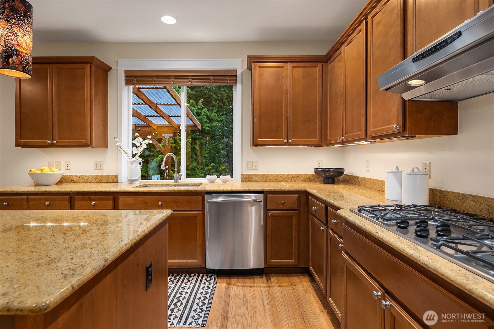 12612 Eagles Nest Drive , Mukilteo, WA 98275